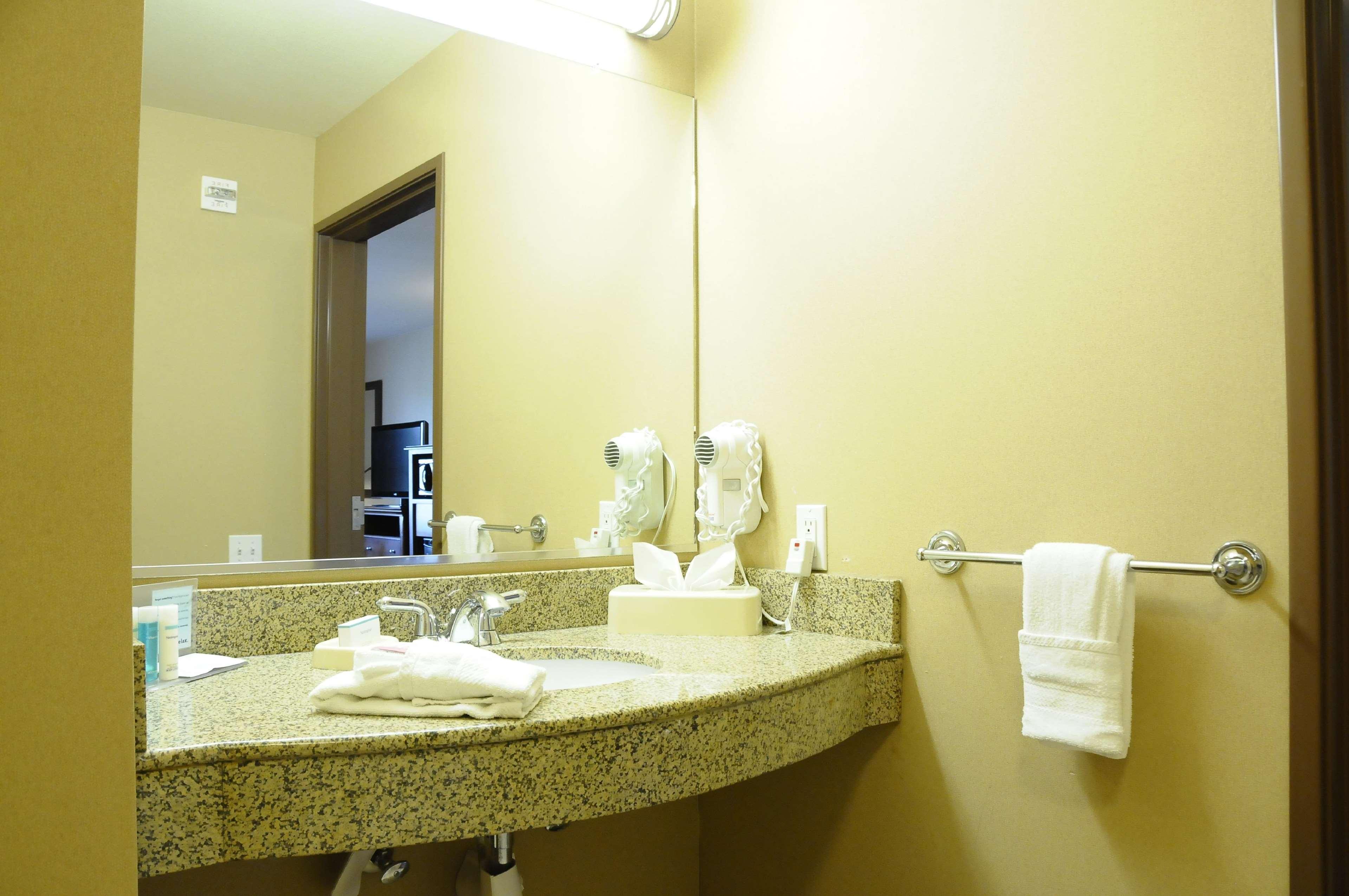 Hampton Inn & Suites Red Bluff Bagian luar foto