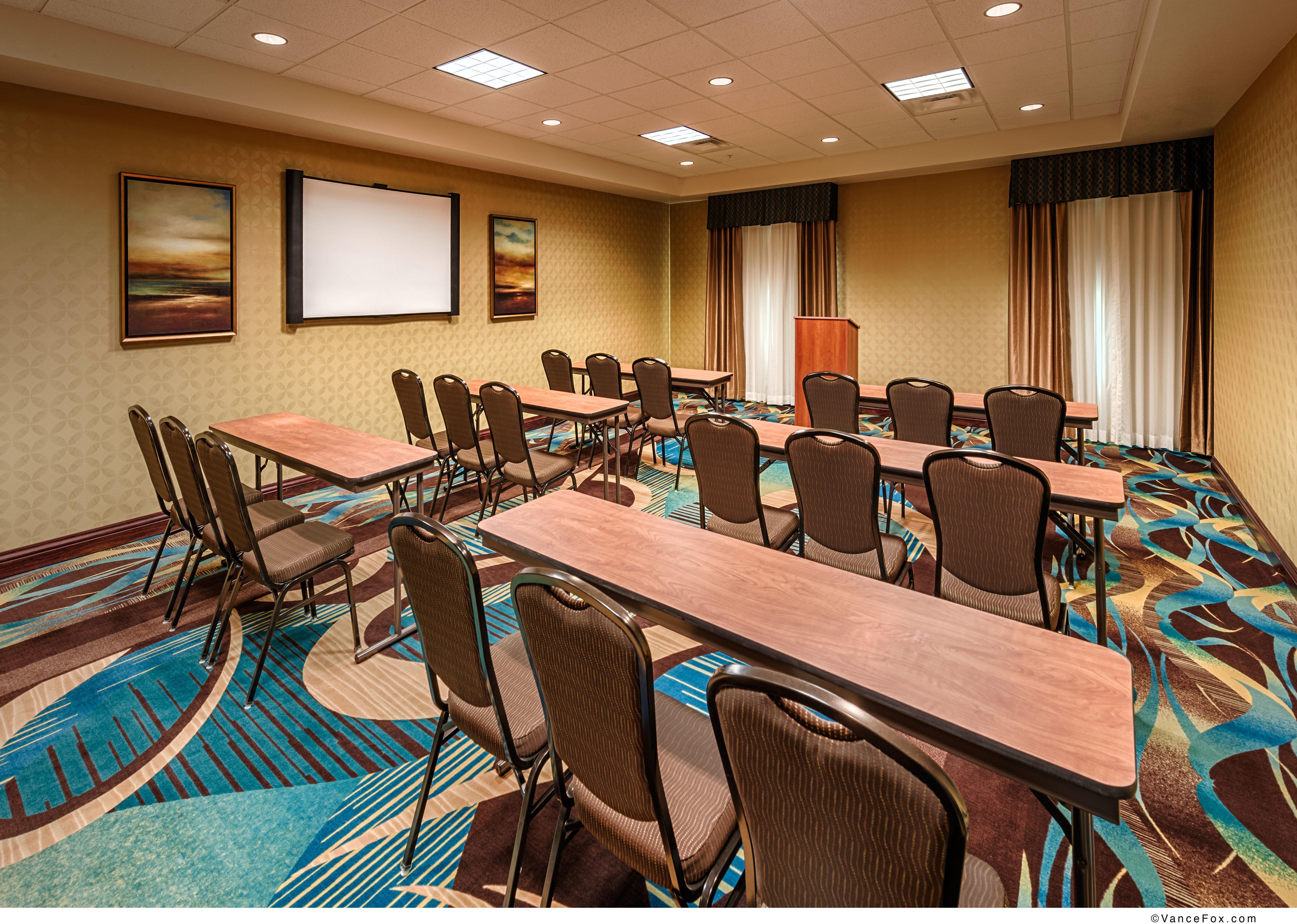 Hampton Inn & Suites Red Bluff Bagian luar foto